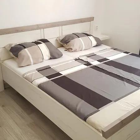 Apartment Luma